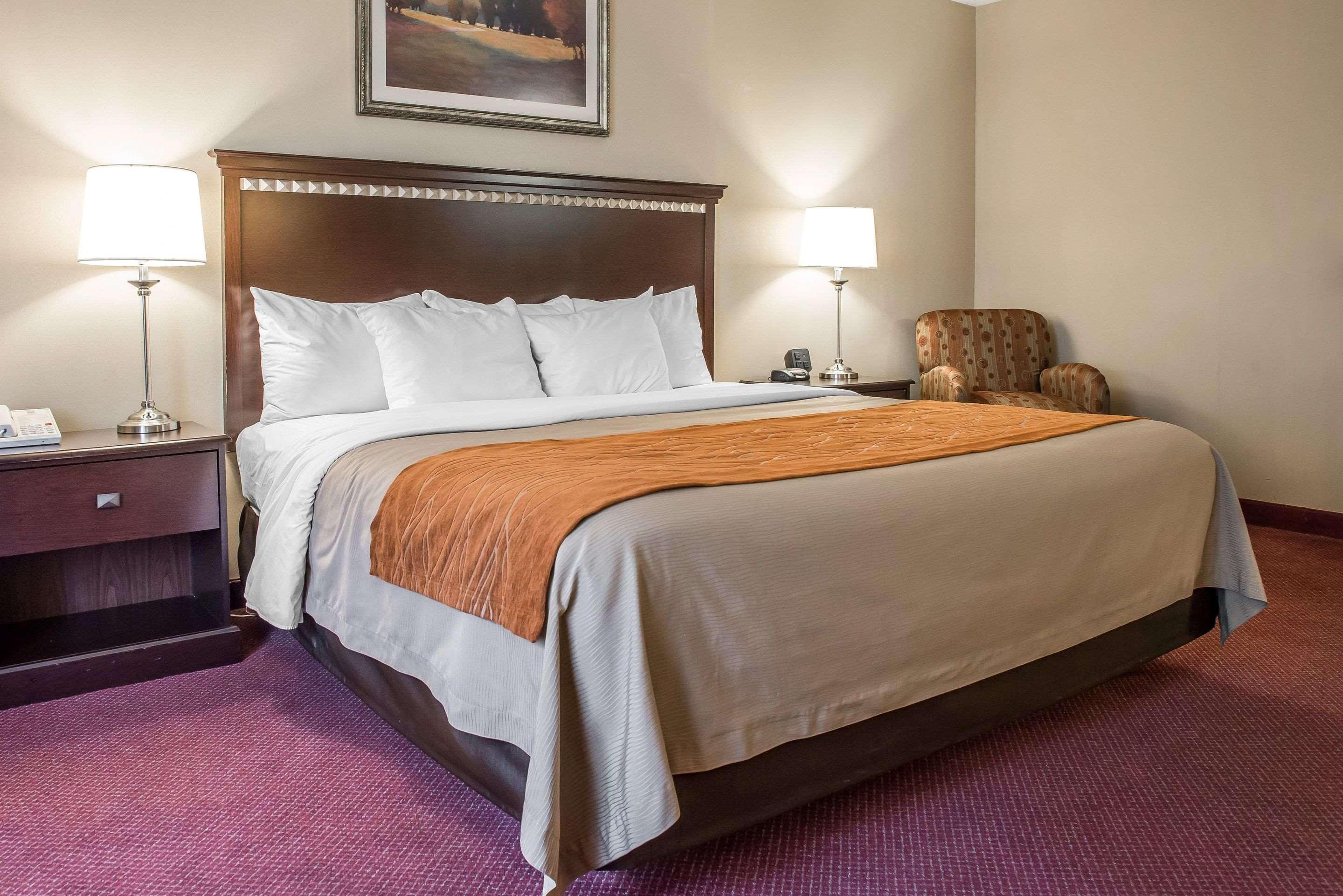 Wingate By Wyndham Pittsburgh New Stanton Hotel Екстериор снимка