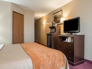 Wingate By Wyndham Pittsburgh New Stanton Hotel Стая снимка